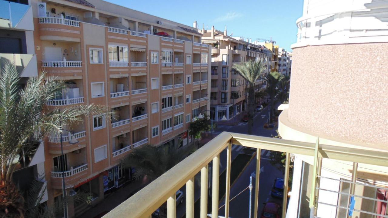 Palangre Con Vistas Al Mar Torrevieja